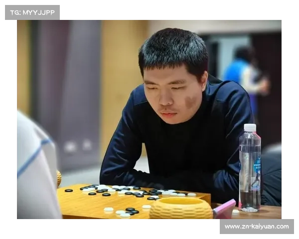 丁浩首次夺得中国围棋棋王争霸赛冠军展现围棋新篇章 丁浩首次夺得中国围棋棋王争霸赛冠军展现围棋新篇章